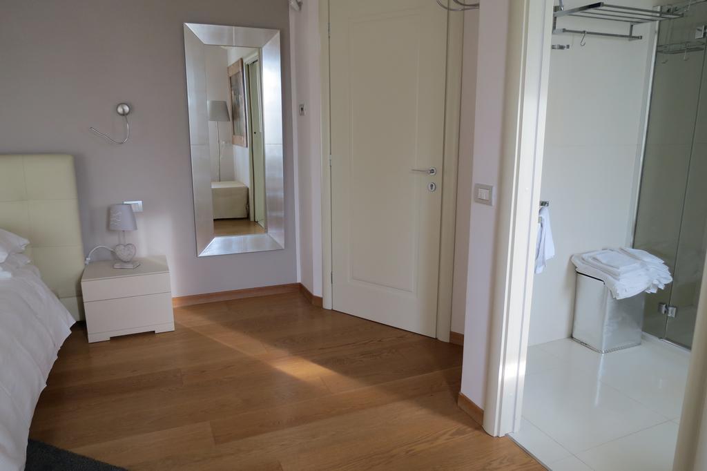 Villa Brema ซีร์มิโอเน ภายนอก รูปภาพ